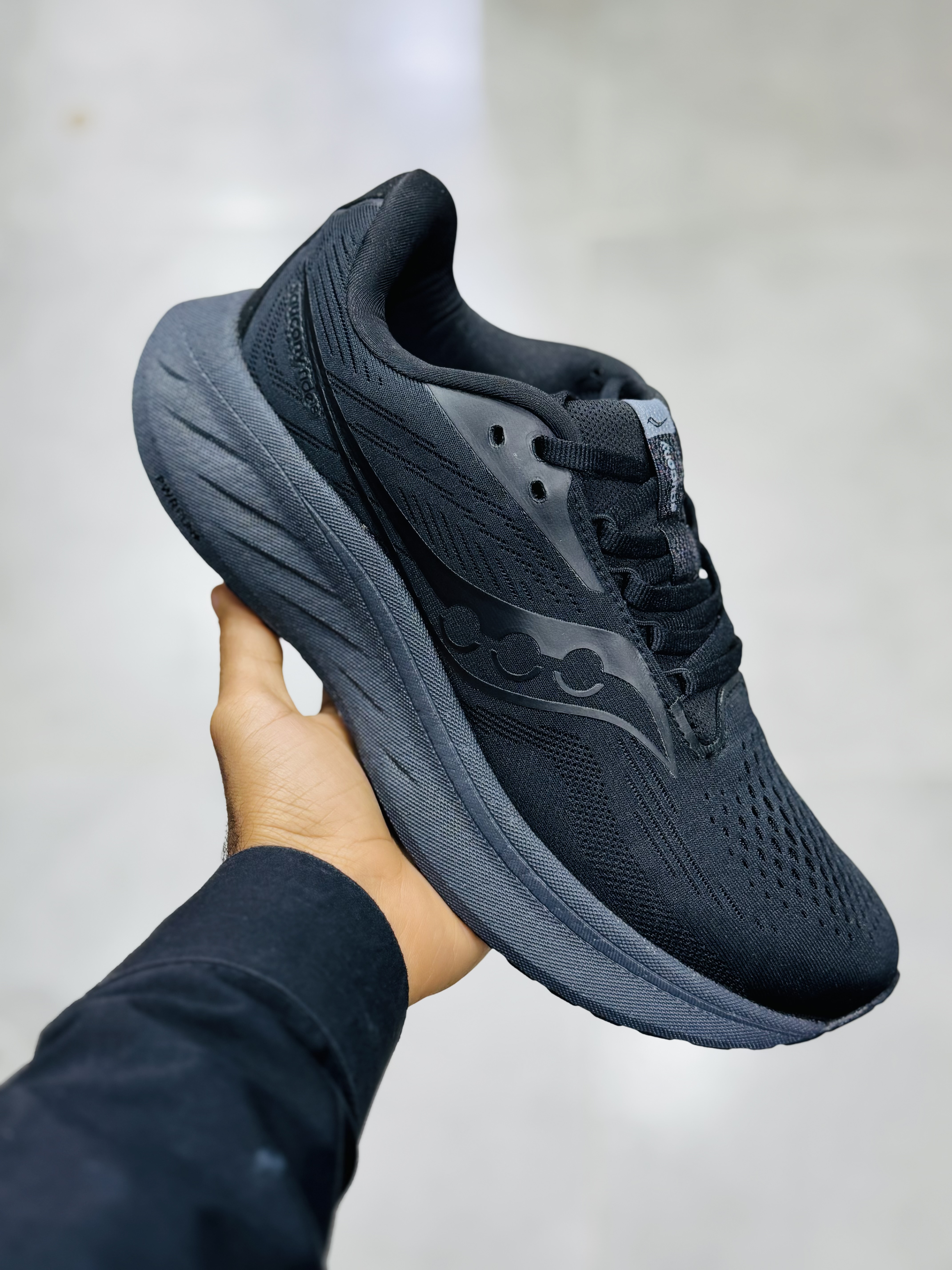 ساکنی راید۱۸ | suocony ride 18 سایز  بندی۴۰ تا ۴۵ مستر کوالیتی