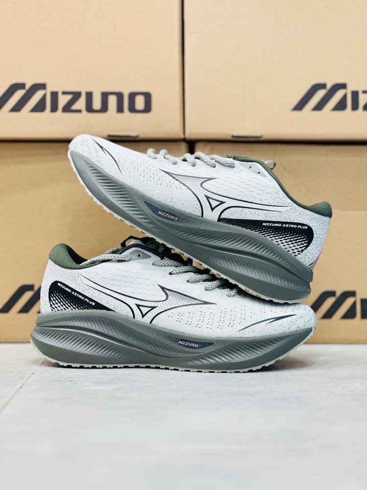 کتونی میزانو آسترو‌ پلاس |mizuno Astro plus مستر کوالیتی  سایز بندی ۴۰ تا ۴۵