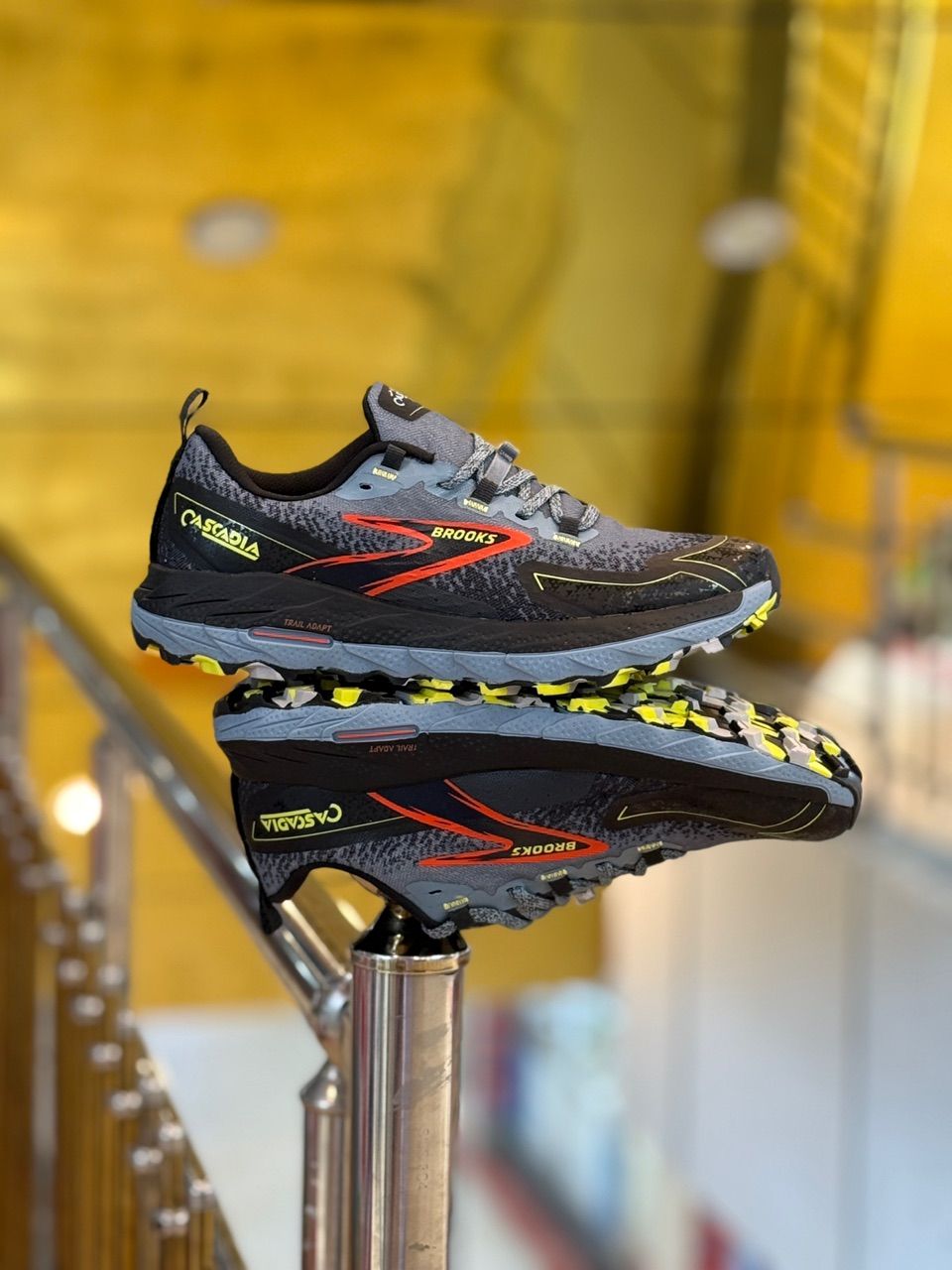 کتونی بروکس کاسکادیا ۱۸ مستر کوالیتی ۲۰۲۶|سایز بندی ۴۰ تا ۴۵| brooks cascadia 18