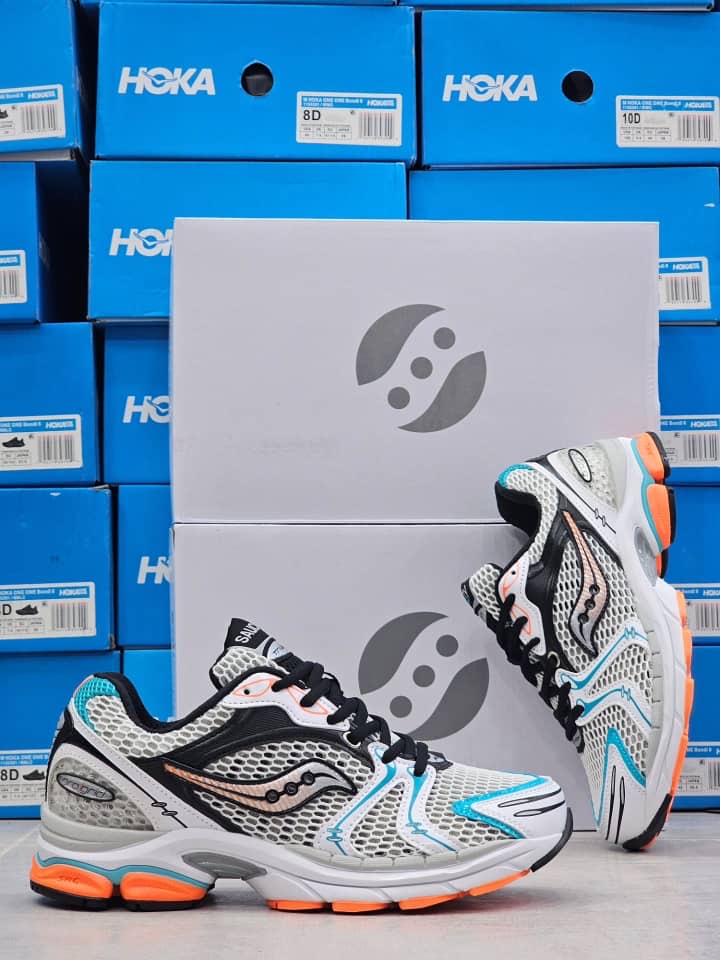 کتونی ساکونی تریامپ 4 مستر کوالیتی | Saucony Progrid Triumph ۴| سایزبندی ۴۰ تا ۴۵