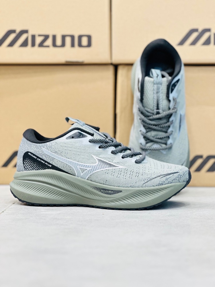 کتونی میزانو آسترو‌ پلاس |mizuno Astro plus مستر کوالیتی  سایز بندی ۴۰ تا ۴۵