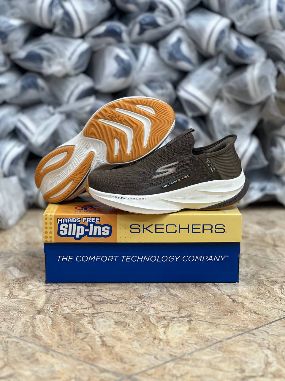 اسکیچرز slip.ins مردانه مستر کوالیتی  سایز بندی ۴۰ تا ۴۵